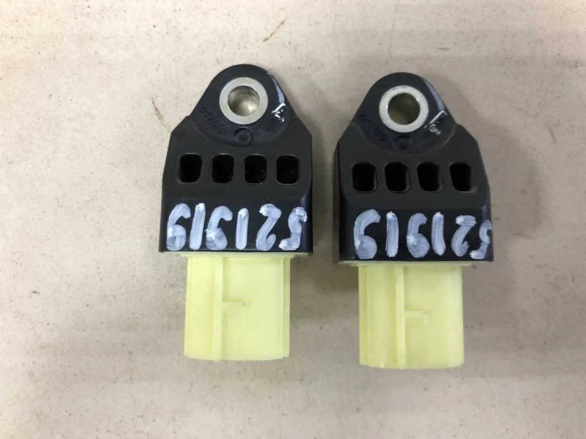 Датчик AIR BAG Toyota Rav 4 A30 2006-2013