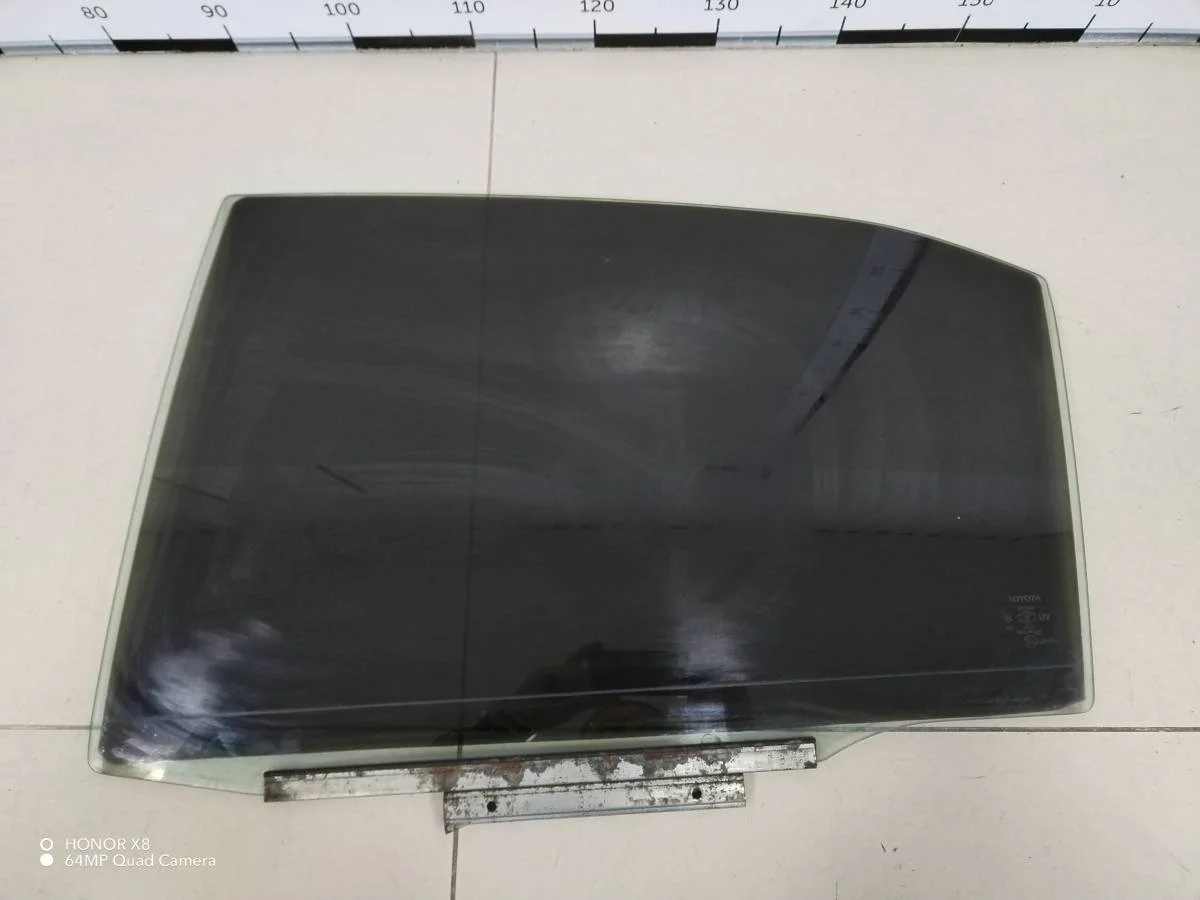 Стекло двери задней левой Toyota Camry V40 2006-2011