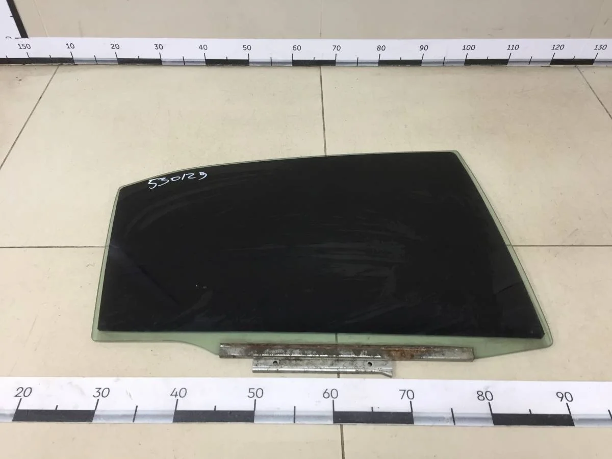 Стекло двери задней правой Toyota Camry V40 2006-2011