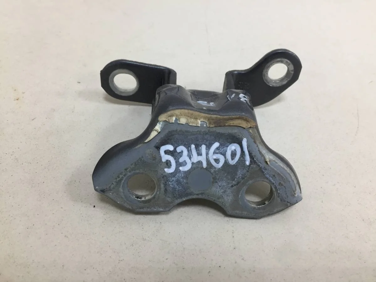 Петля двери задней левой верхняя Toyota Corolla E150 2006-2013