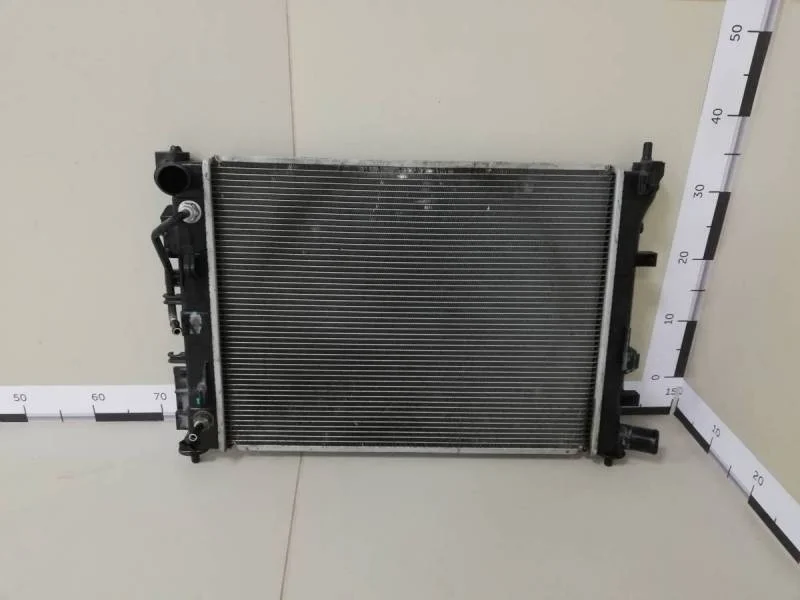 Радиатор охлаждения двигателя Kia Rio 4 FB 2017>