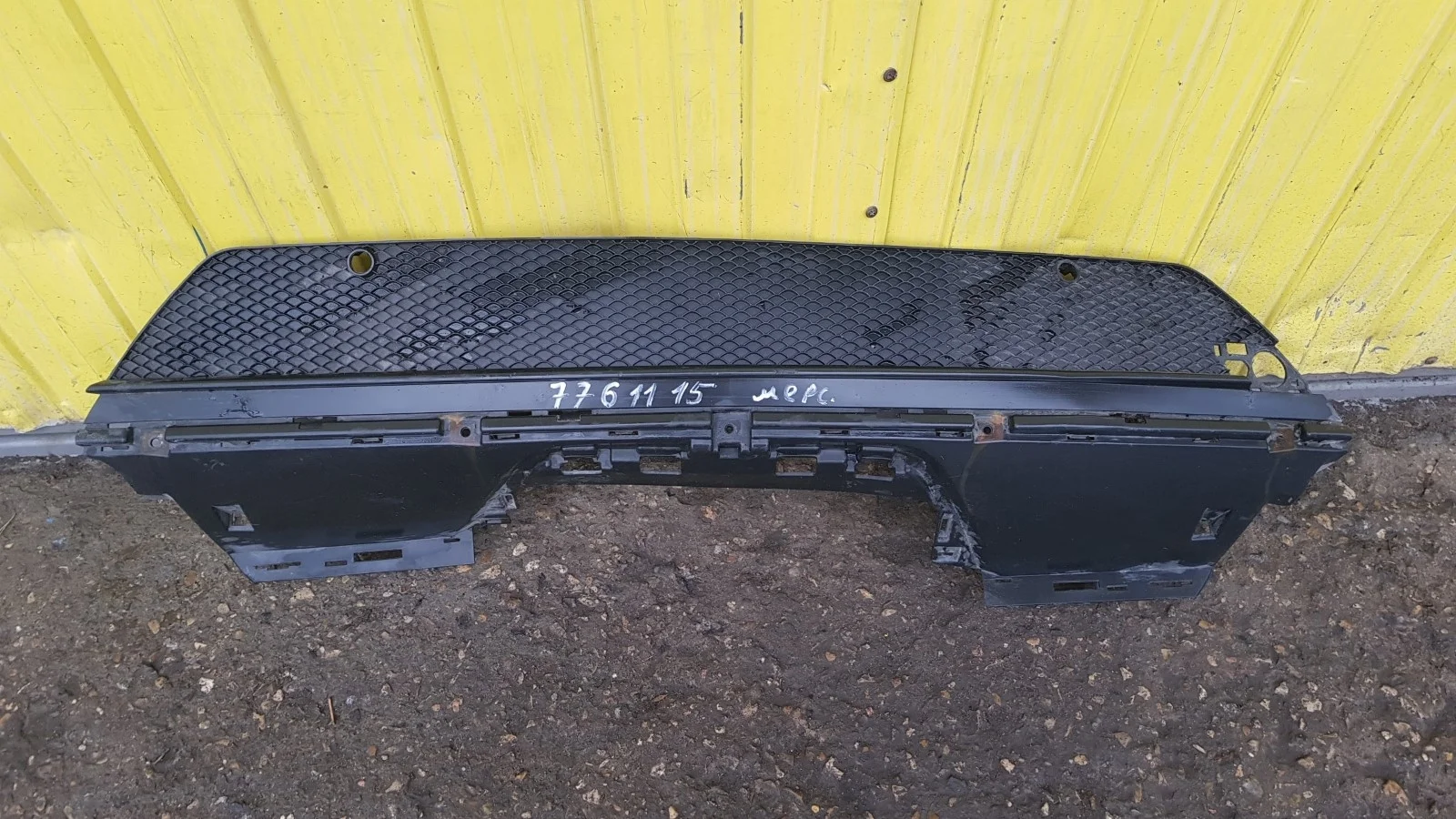 накладка на бампер задняя Mercedes Benz GL Class 2, X166 166 166.824 Задний  a1668850753 2012-2019 (контрактная запчасть)