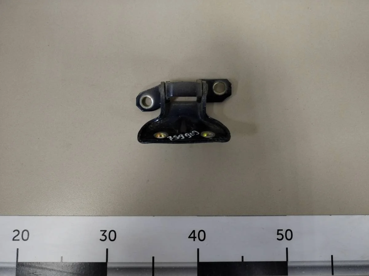 Петля двери задней левой верхняя Hyundai Elantra XD 2000-2005