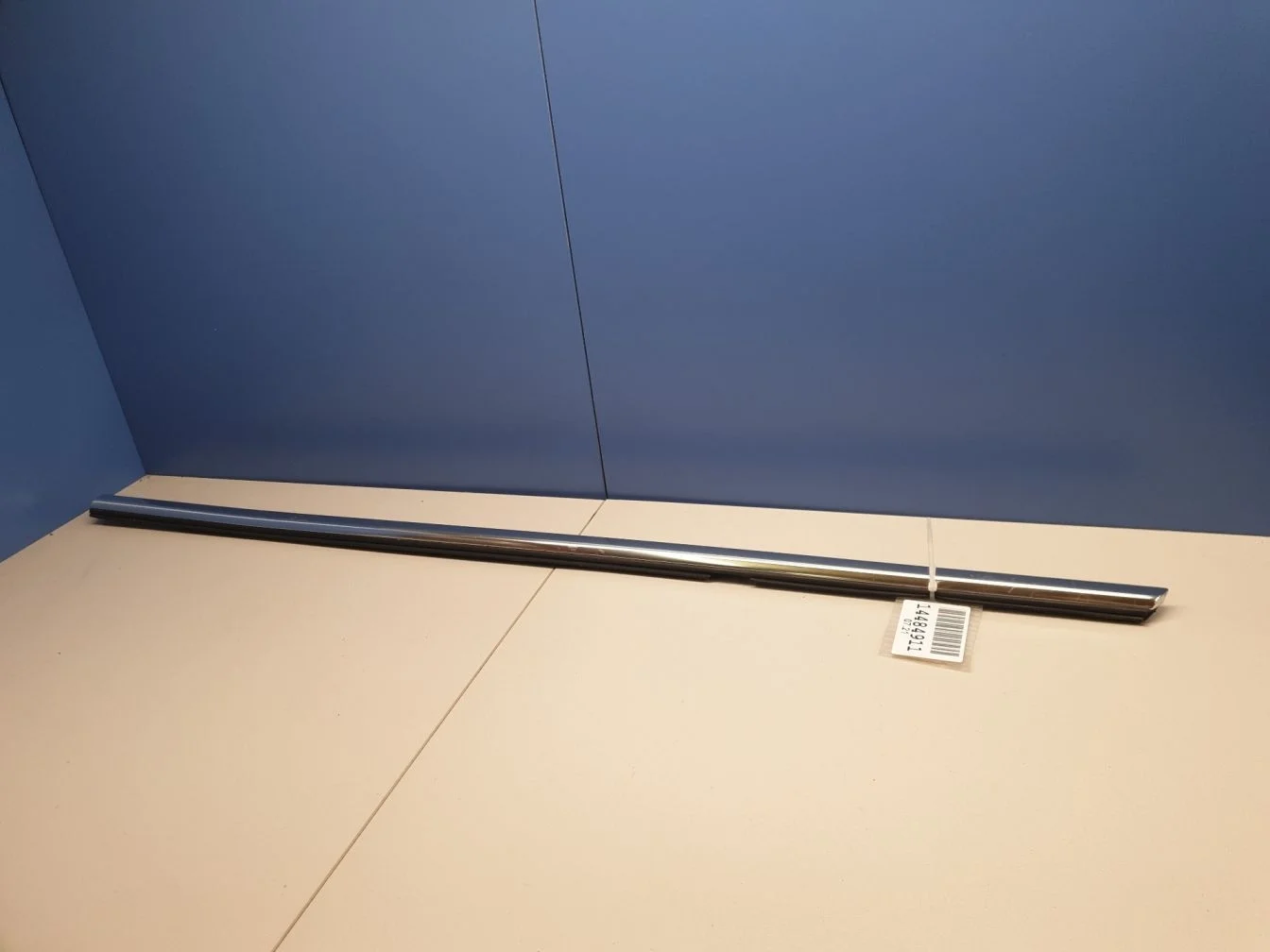 Молдинг стекла задней правой двери для Mercedes CLS-klasse W218 2010-2017