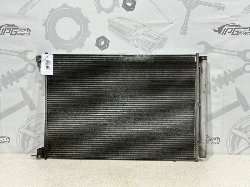 Радиатор кондиционера Mercedes-benz 2015 W205