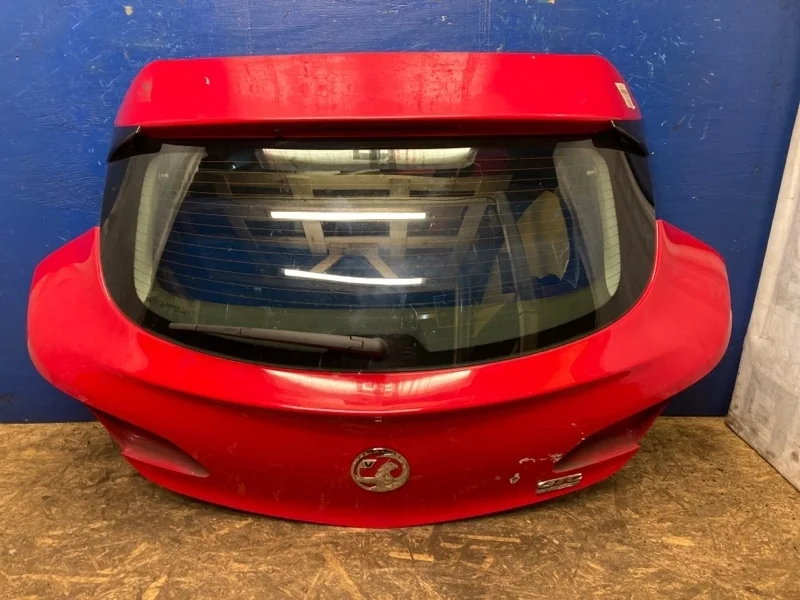 Крышка багажника Opel Astra J Gtc 2009-2016 13371615