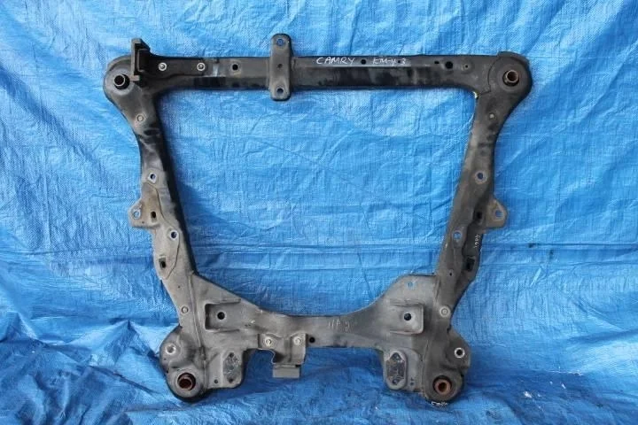 Б.у. балка под двс TOYOTA CAMRY V40 ACV40 TOYOTA CAMRY V40 ACV40