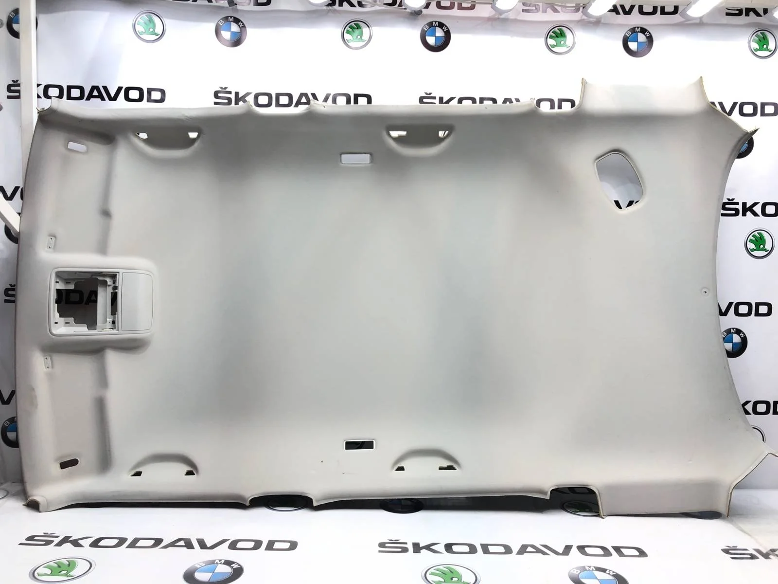 Обшивка потолка Skoda Yeti 2011 5L6867501H2AV 5L 1.2 CBZB