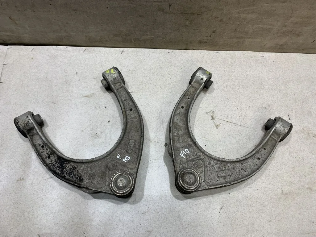 Рычаг передний верхний BMW F10