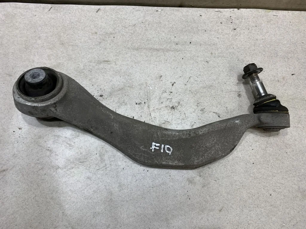 Рычаг продольный правый BMW F10