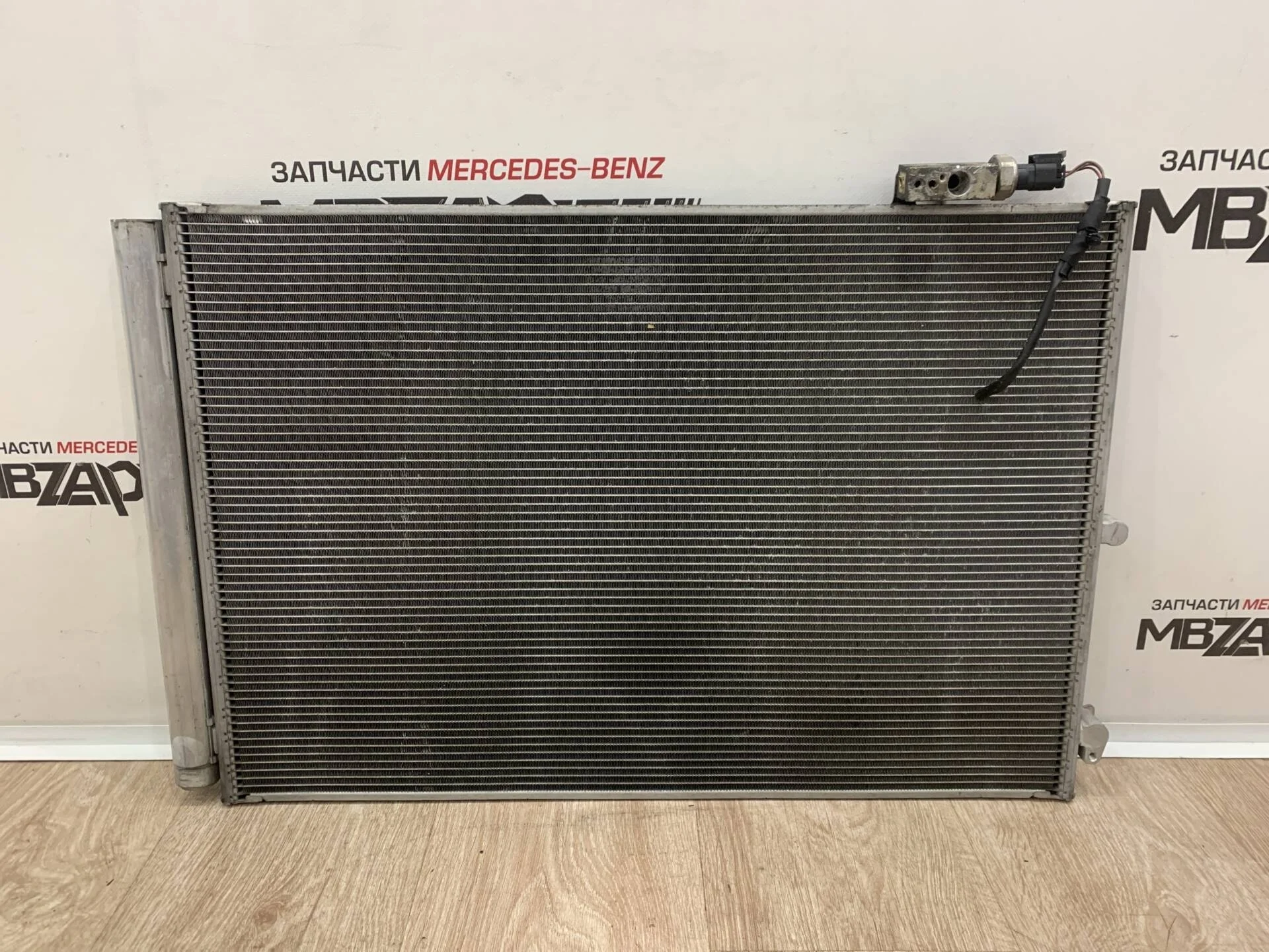 Радиатор кондиционера Mercedes W204 C 204