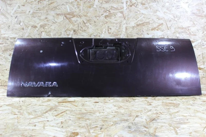 Крышка багажника Nissan Navara 2004—2010 D40