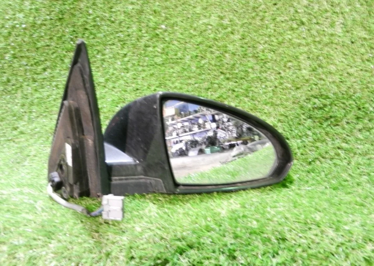 Зеркало Nissan Primera P12E