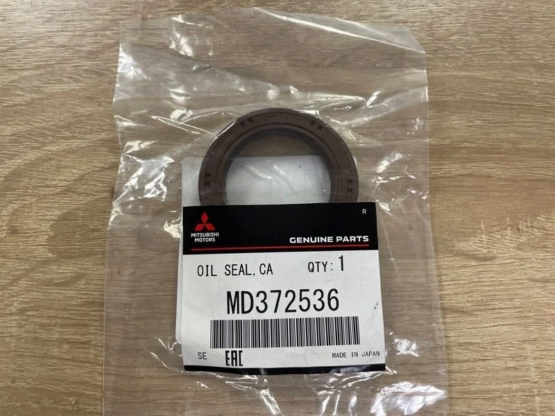 САЛЬНИК Mitsubishi Pajero 4 2000- MD372536 V93W 6G72