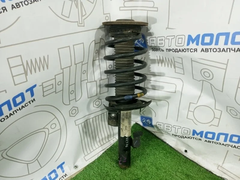 Стойка передняя правая Volvo Xc60 B4204T6