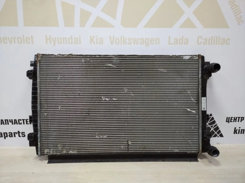 Радиатор охлаждения двигателя Skoda Octavia 2013-2017 A7 5E3 до Рестайлинг
