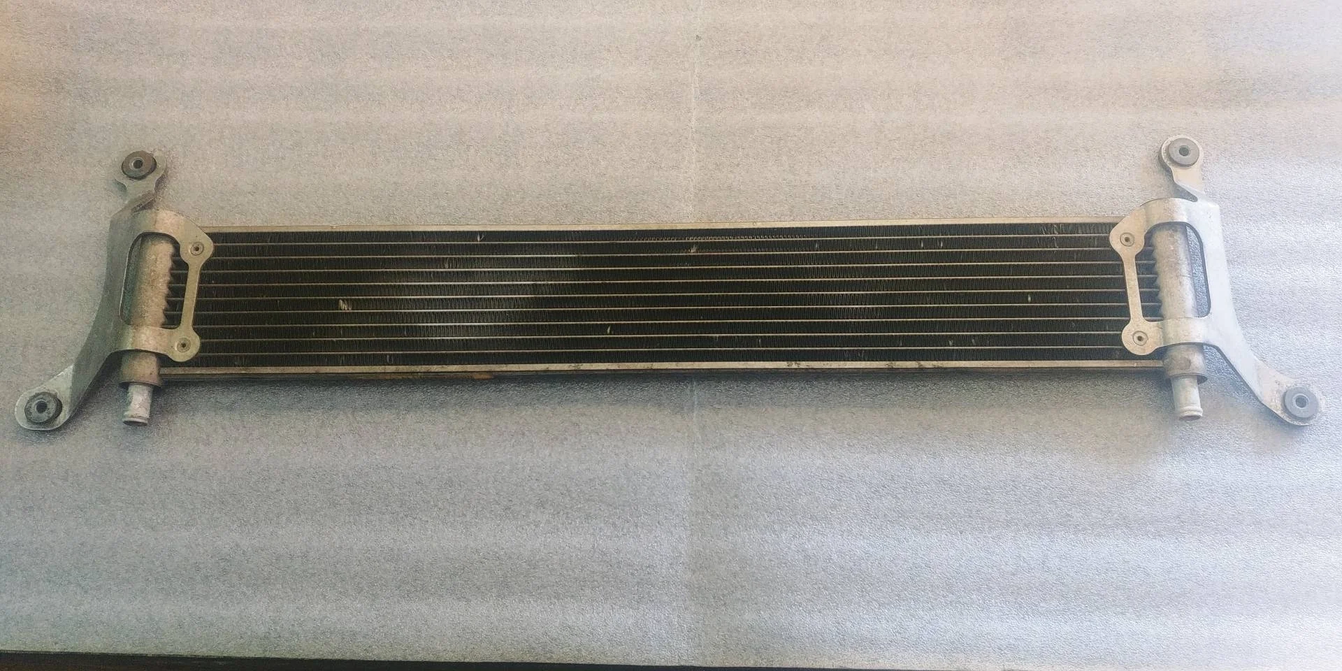 дополнительный радиатор охлаждающей жидкости в основной кассете Audi Q7 4L 4LB 2007