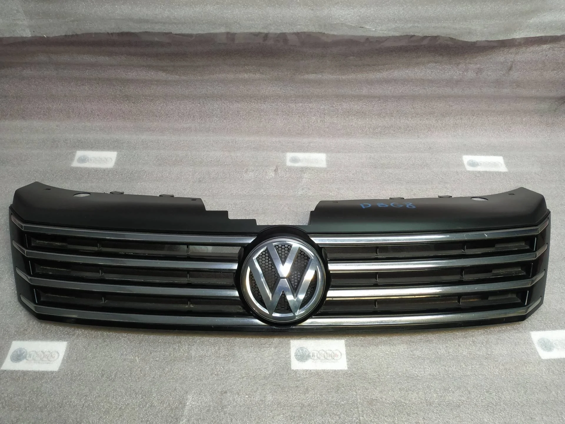 передняя балка (подрамник) Volkswagen Passat B6  2013