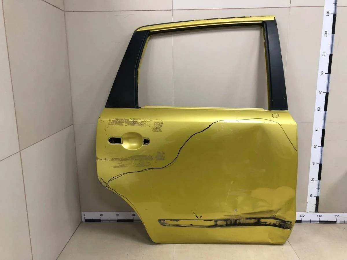 Дверь задняя правая Nissan Note E11 2006-2013