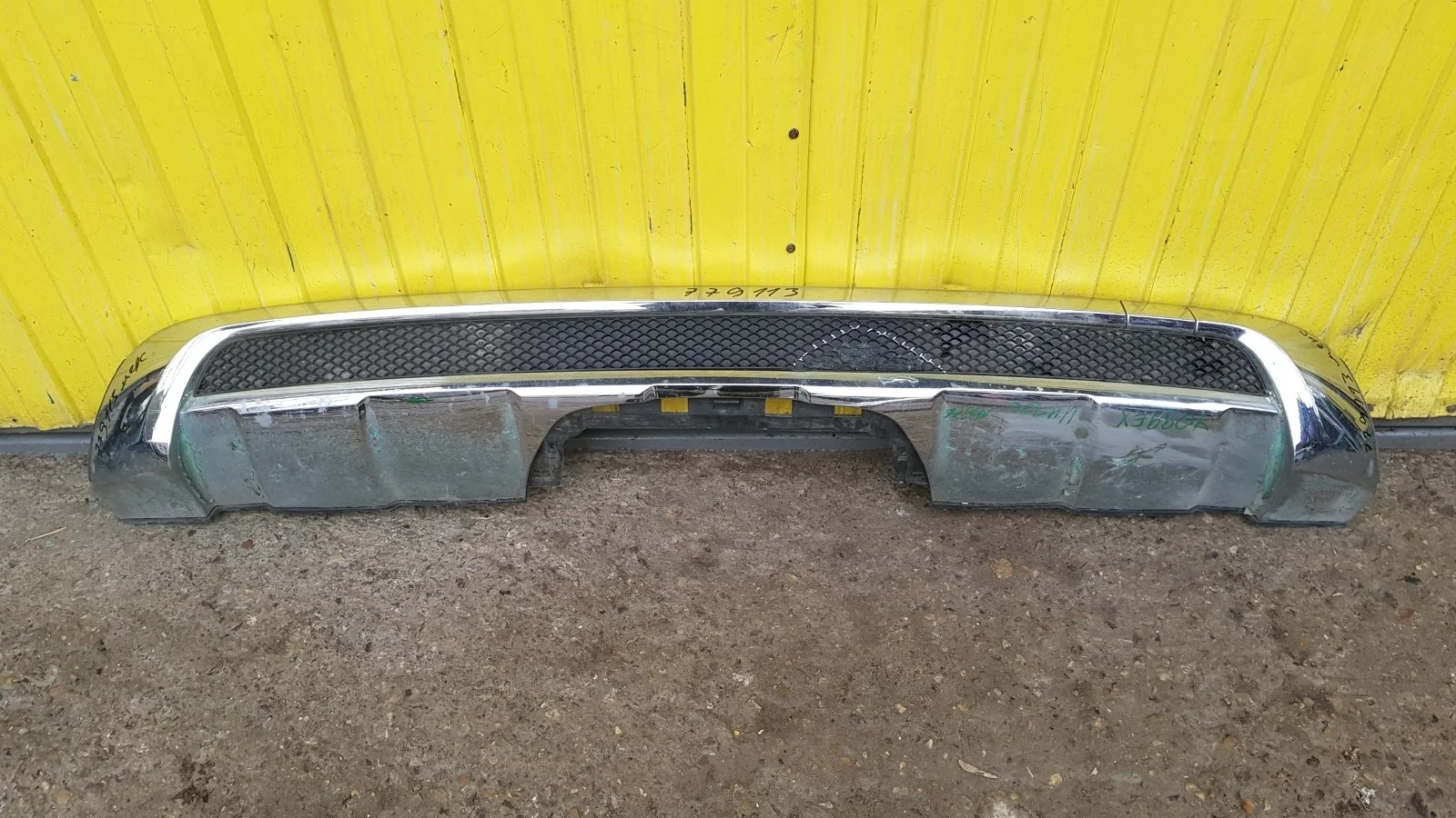 накладка на бампер задняя Mercedes Benz M Class 3, W166 166 166.023 Задний  a1668804340 2011-2019 (контрактная запчасть)