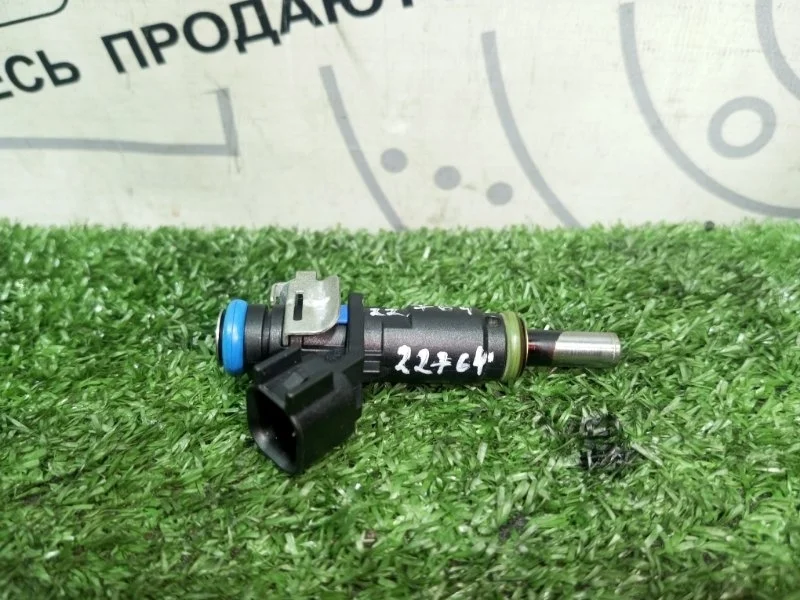Форсунка топливная Chevrolet Cruze J300 F16D4