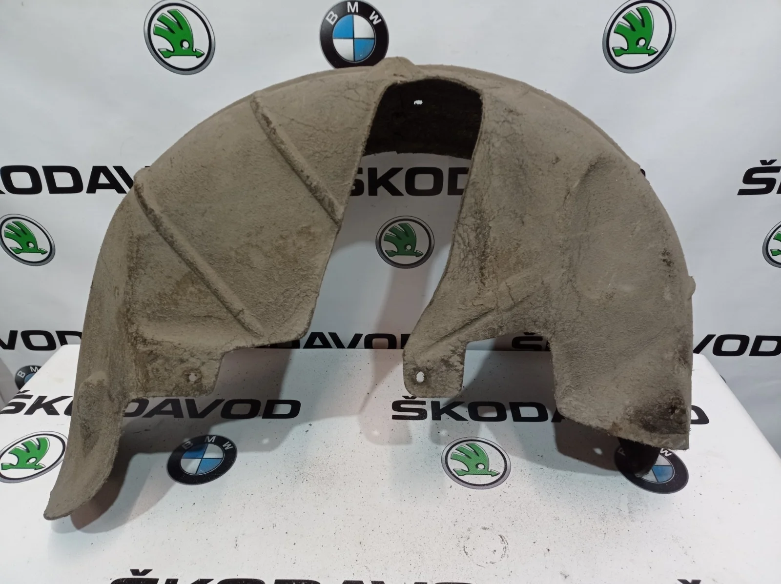 Подкрылок Skoda Octavia 2015 5E0810970B A7 (5E) 1.4 CZDA, задний правый