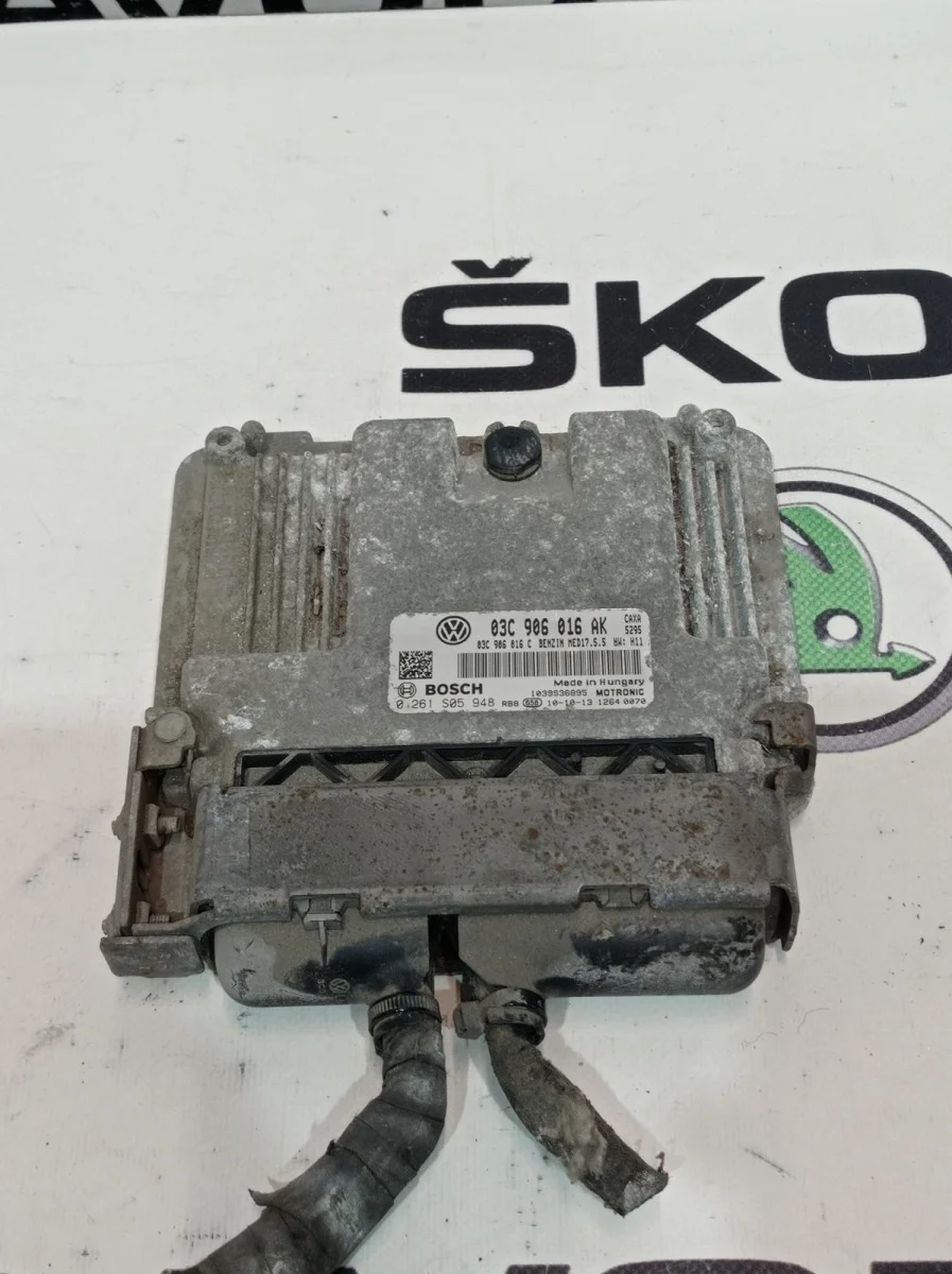 Блок управления двигателем Skoda Octavia 2010 03C906016AK A5 (1Z) 1.4 CAXA