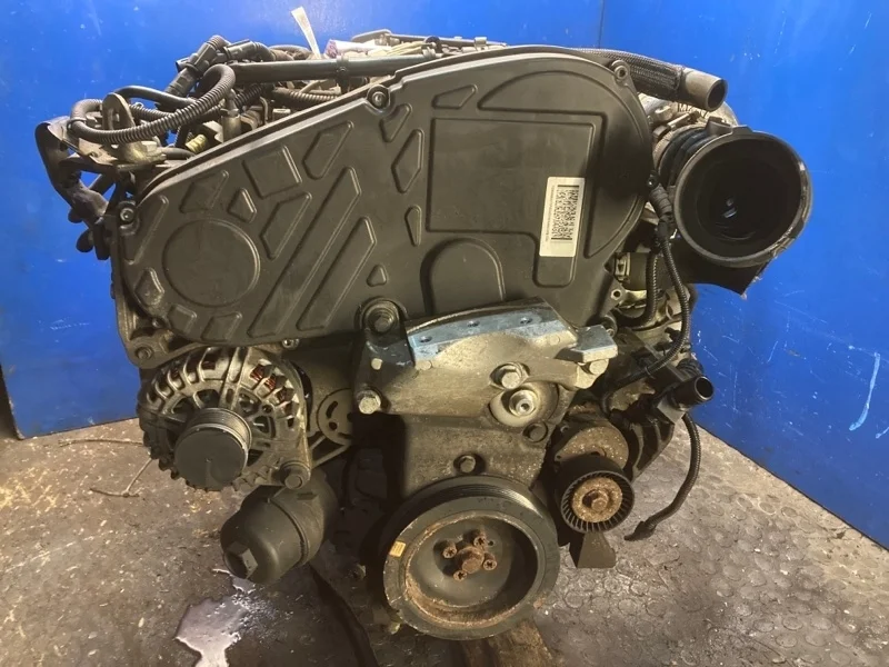 Двигатель Opel Astra J 2011 55577016 2.0 A20DTH