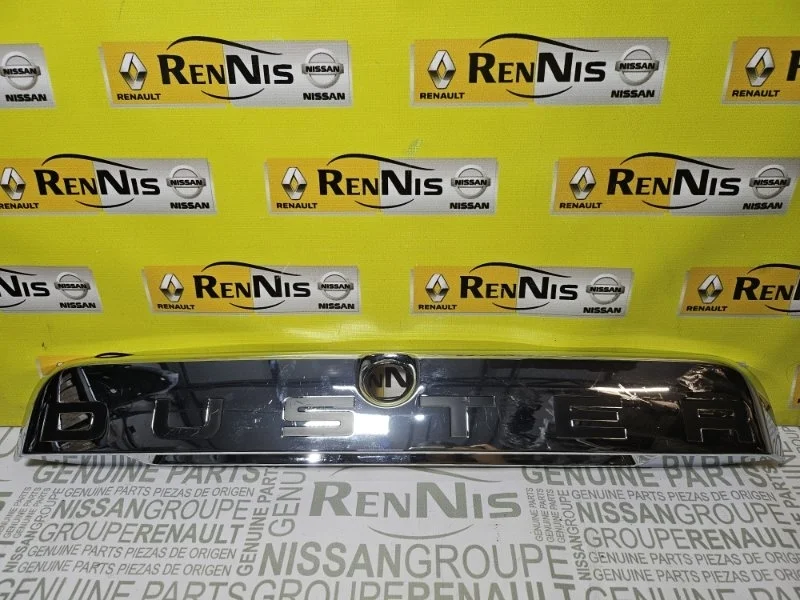 Накладка на крышку багажника Renault Duster