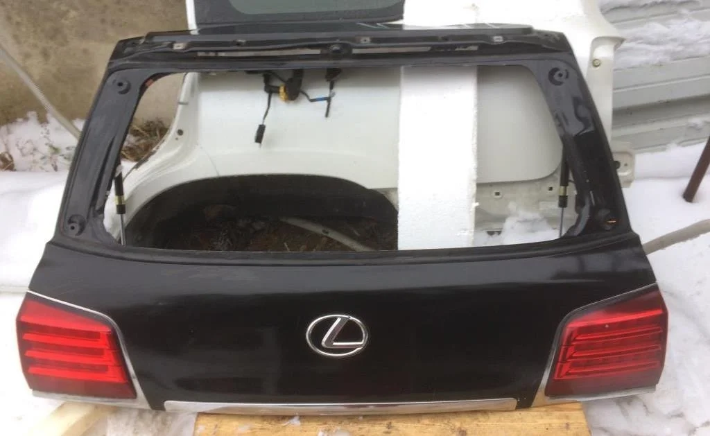 Дверь багажника верхняя  Lexus LX 570 2007-2011