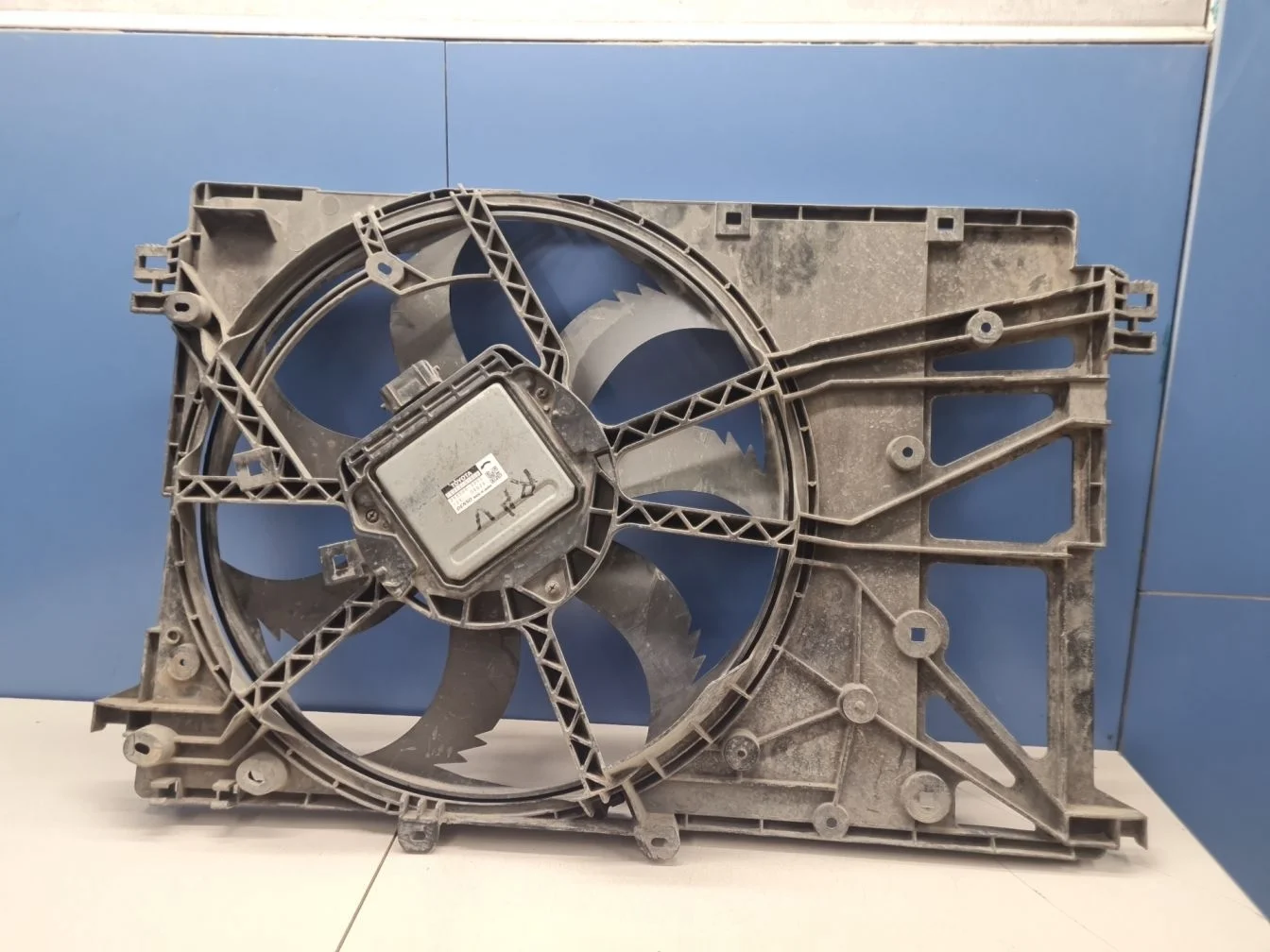 Вентилятор радиатора в сборе для Toyota Camry V70 2017-