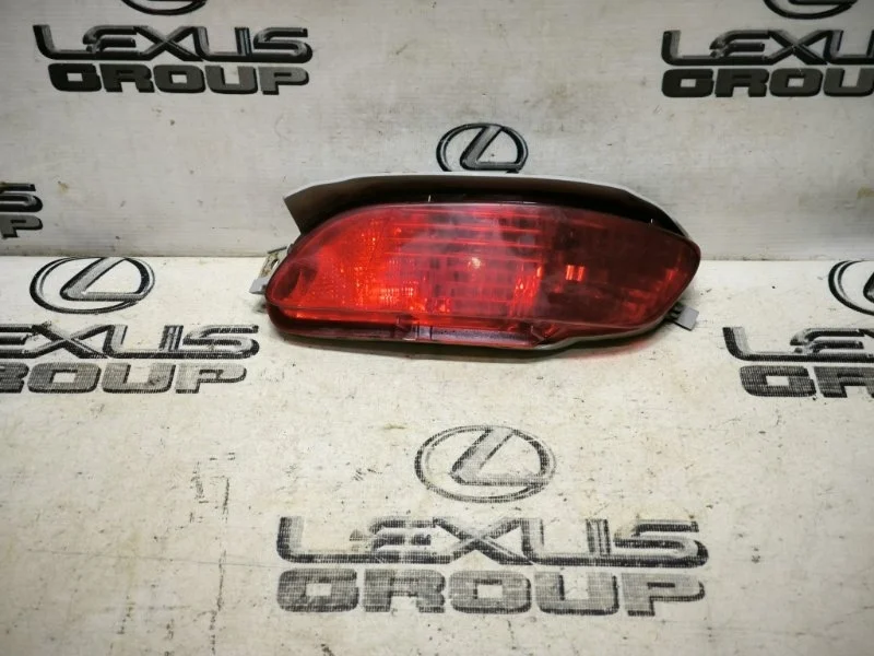 Фонарь противотуманный задний правый Lexus Rx400H
