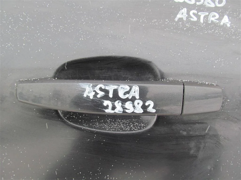 ручка двери наружная Opel Astra J 2010-2017