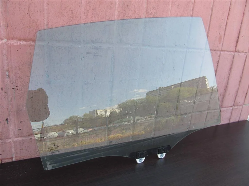 стекло двери Honda CR-V IV 2012-2018
