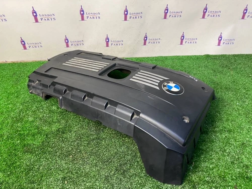 Кожух катушек зажигания BMW 135is E82