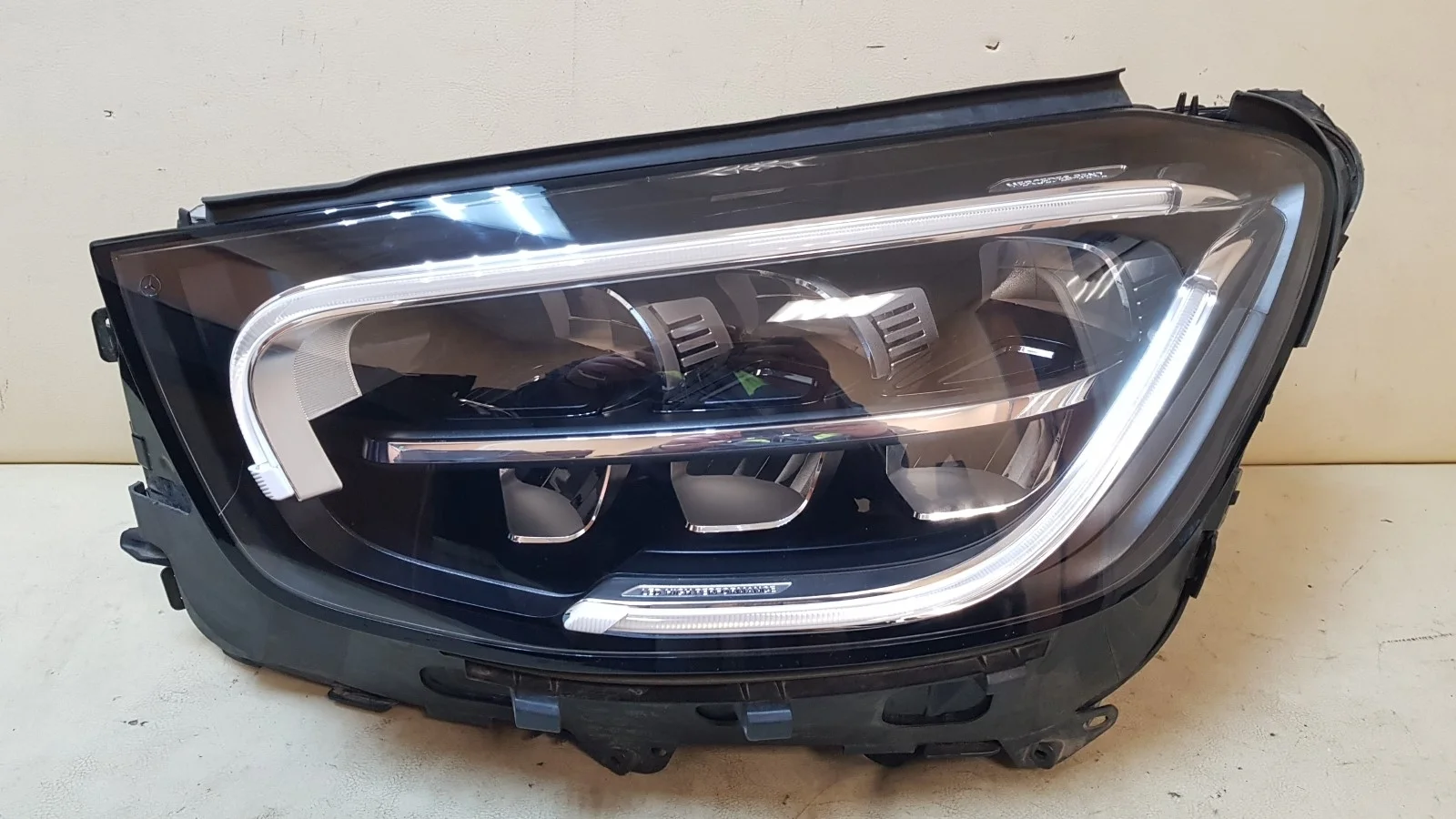 фара левая Mercedes Benz GLC 1, X253 253 253.915 Левый  a2539066901 2014-2024 (контрактная запчасть)