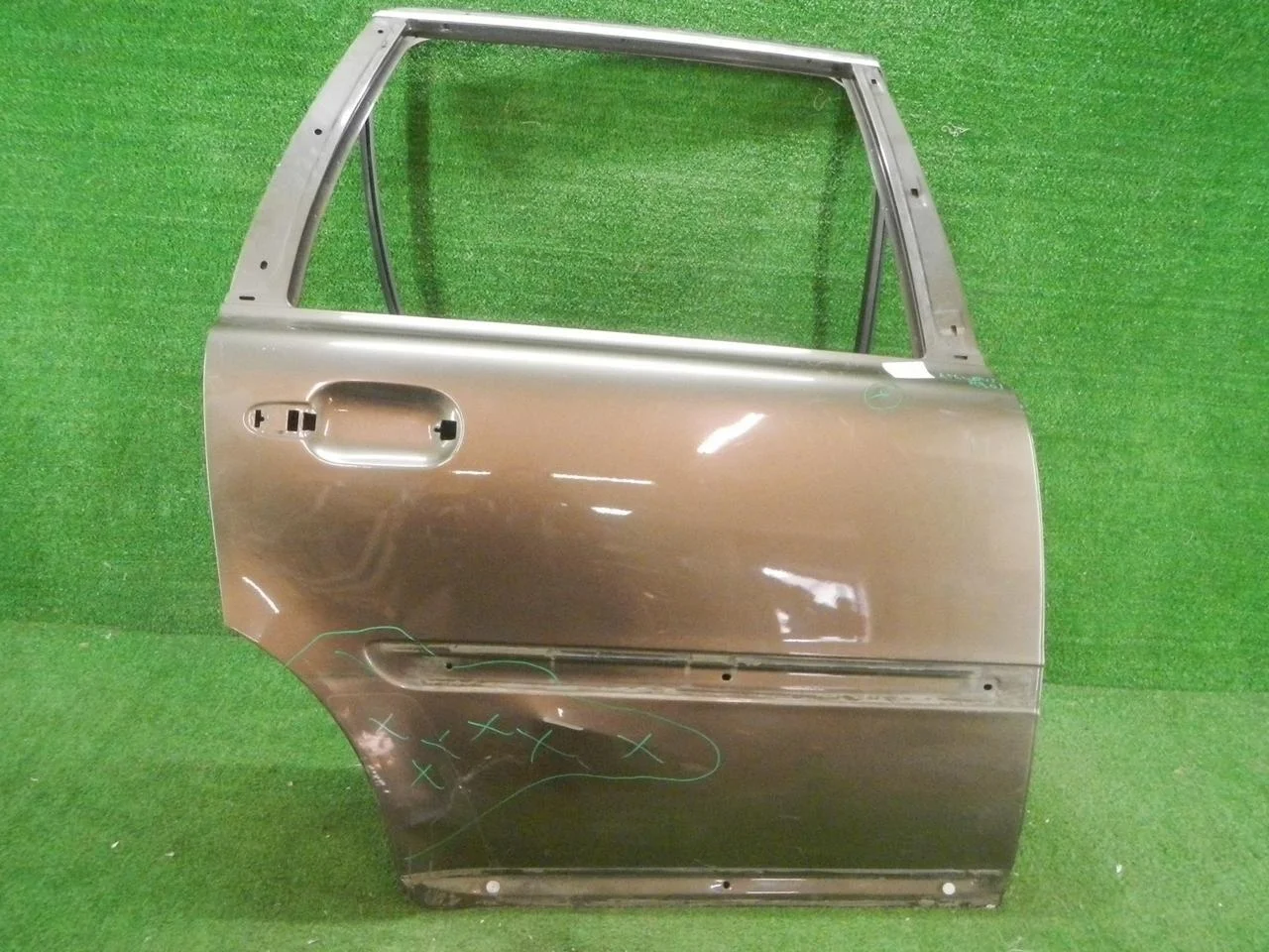 Дверь задняя правая Volvo Xc90 1 (2002-2006)