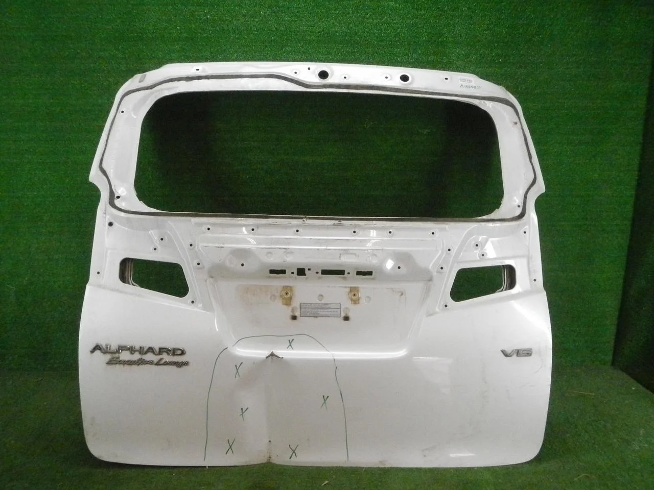 Крышка багажника Toyota Alphard 3 (2015-2017)