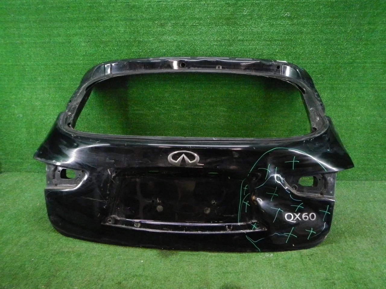 Крышка багажника Infiniti Qx60 (2013-2016)