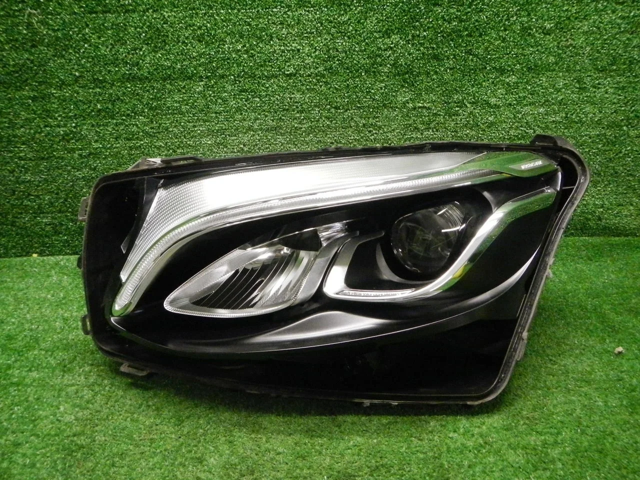 Фара левая Mercedes-Benz Glc X253 (2015-2019)