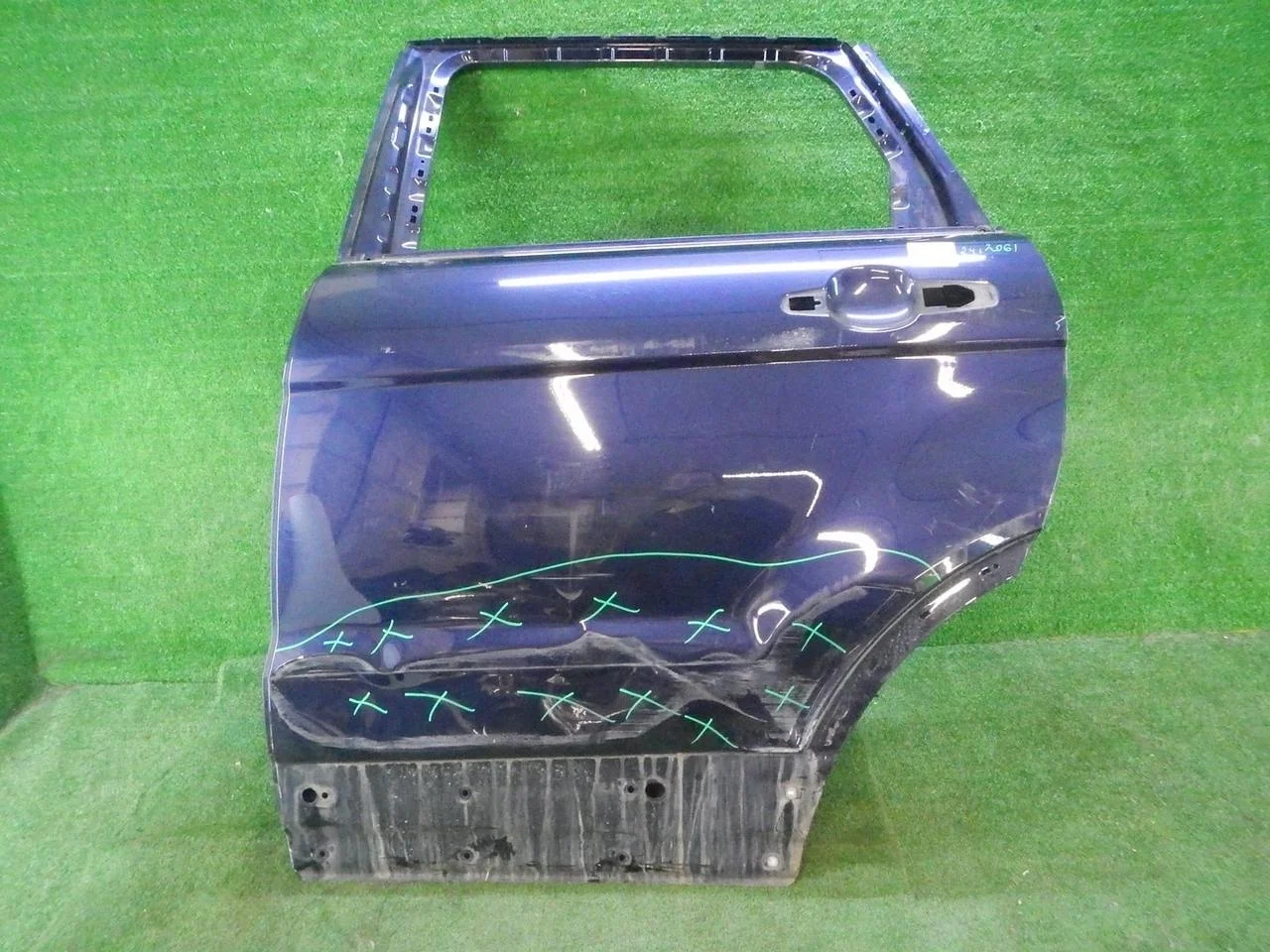 Дверь задняя левая Land-Rover Range Rover Evoque 1 (2011-2018)
