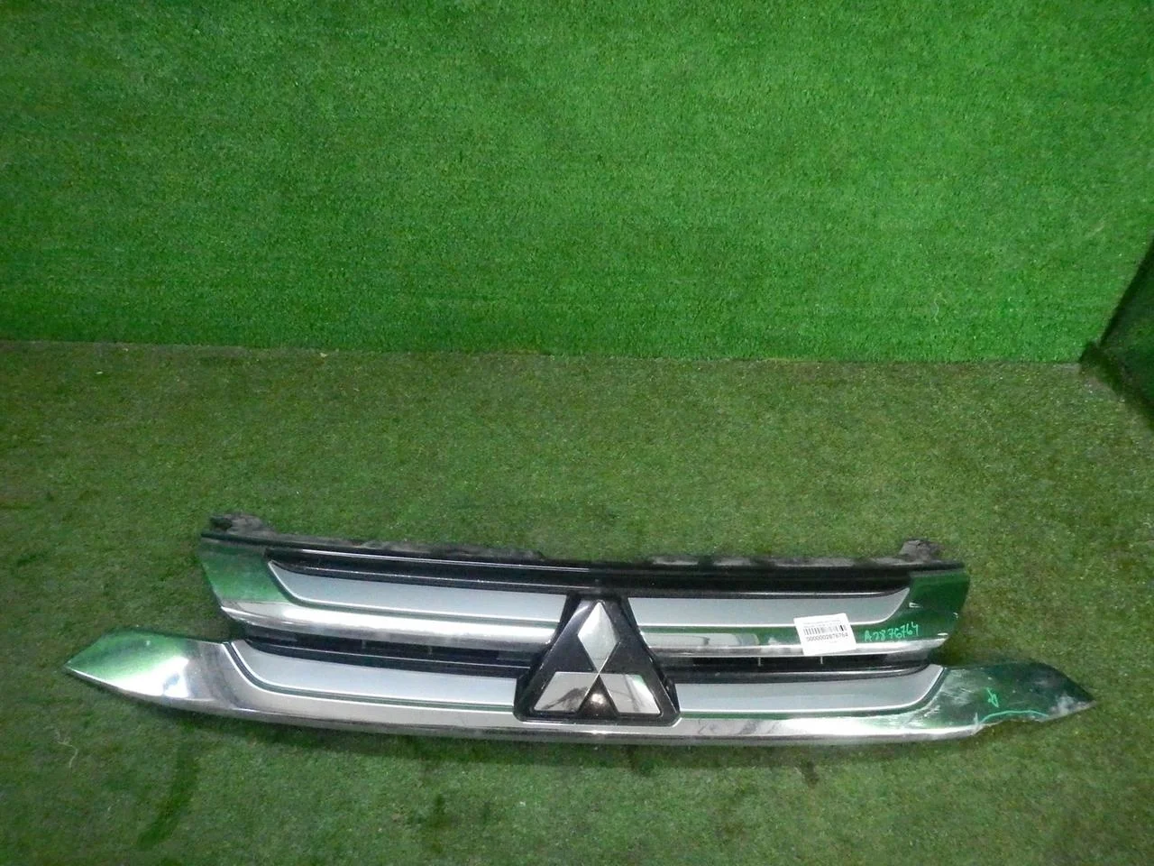 Решетка радиатора Mitsubishi Outlander 3 (2015-2018)