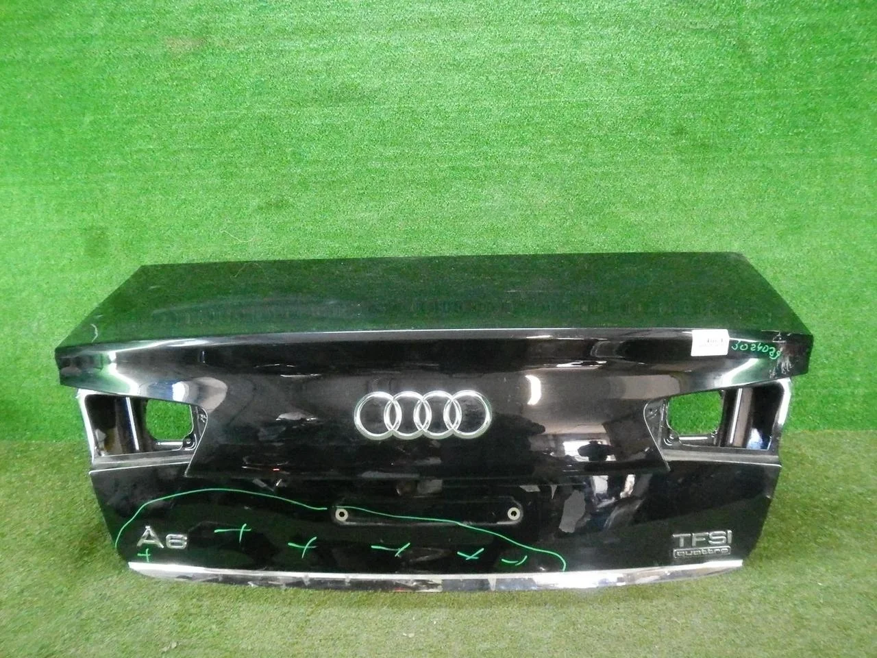 Крышка багажника   седан Audi A6 4 C7 (2011-2014)
