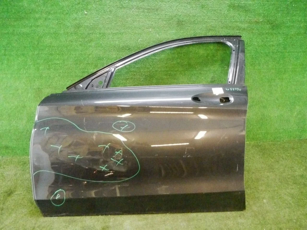 Дверь передняя левая Mercedes-Benz C W205 (2014-2018)