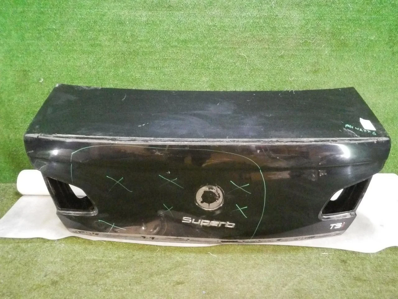 Крышка багажника Skoda Superb 2 (2008-2013)
