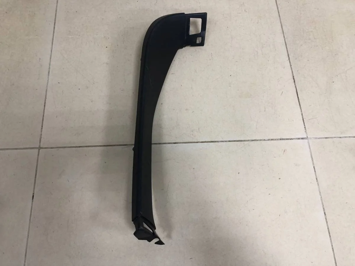 Обшивка двери багажника Nissan X-Trail T31 2007-2014