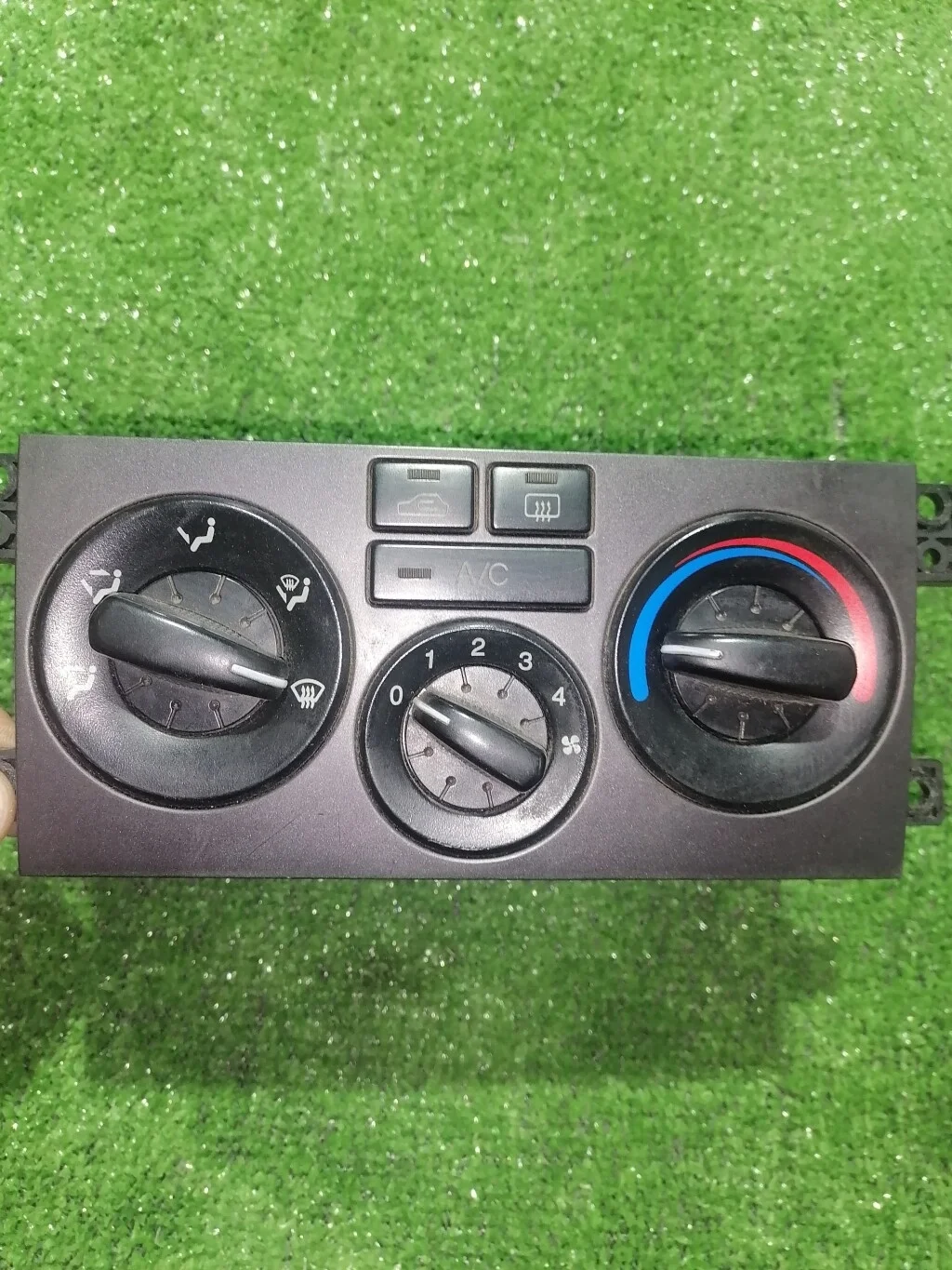 Блок управления климатической установкой Hyundai Elantra
