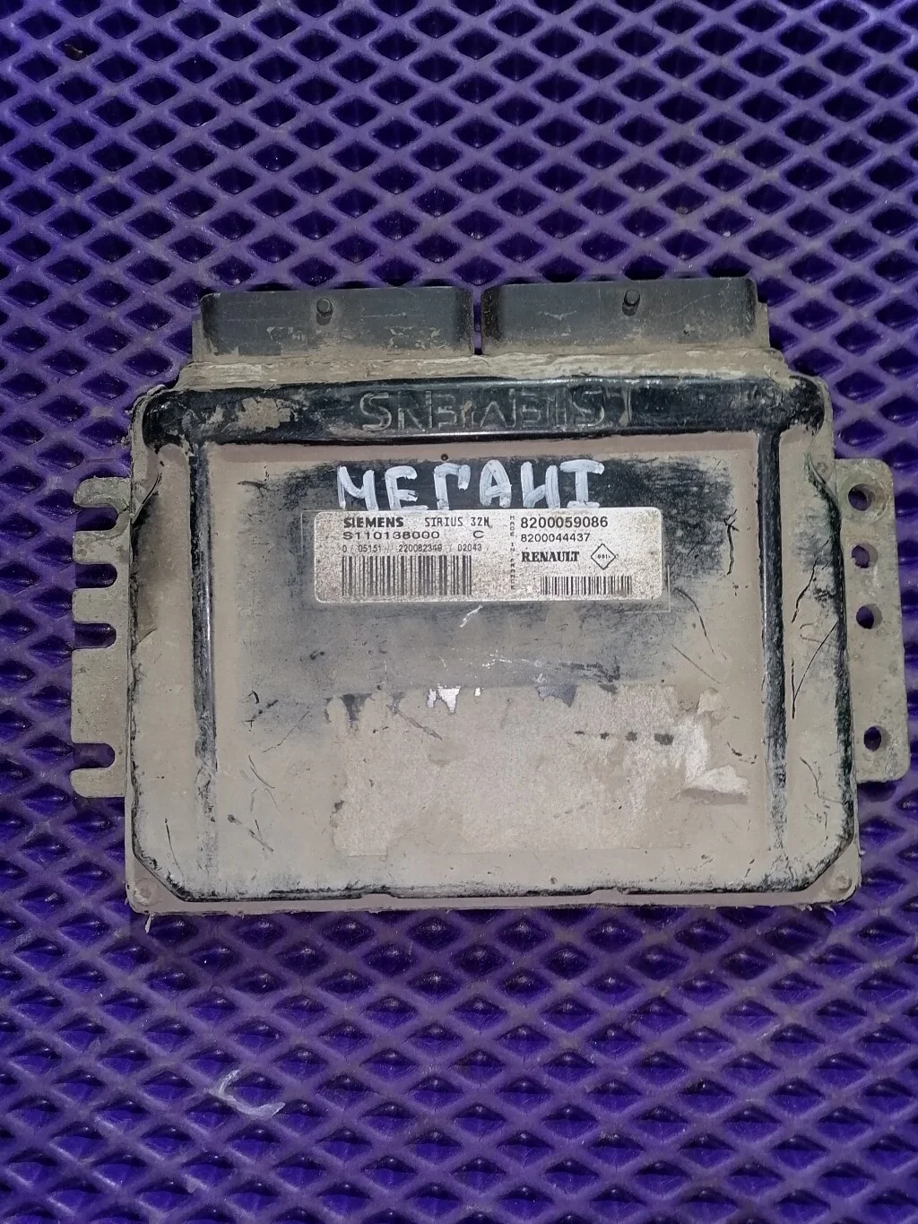 Блок управления двигателем Renault Megane