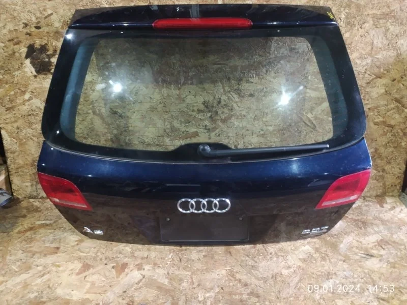 Крышка багажника Audi A3 2010 8P1