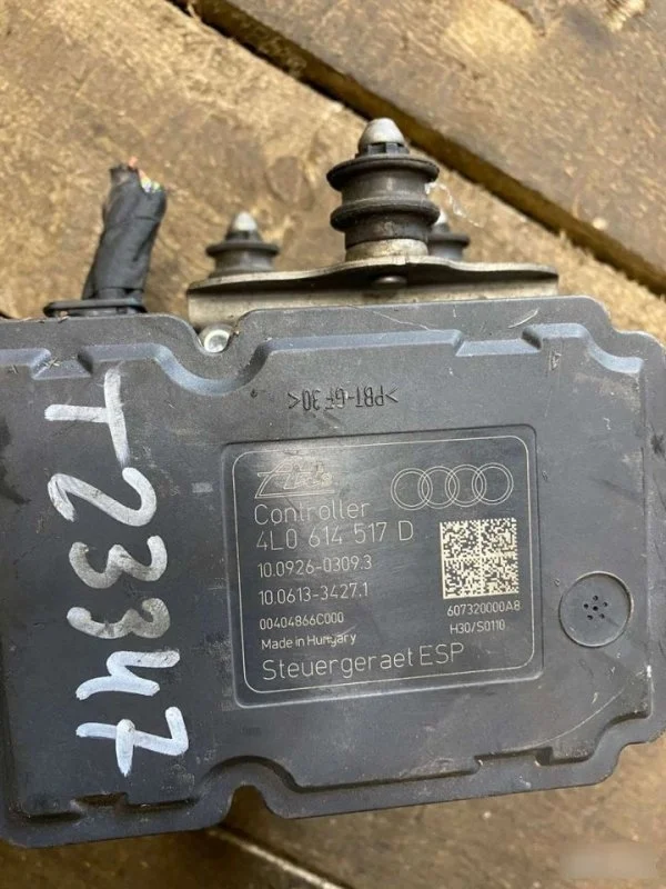 Блок abs Audi Q7 2005-2009